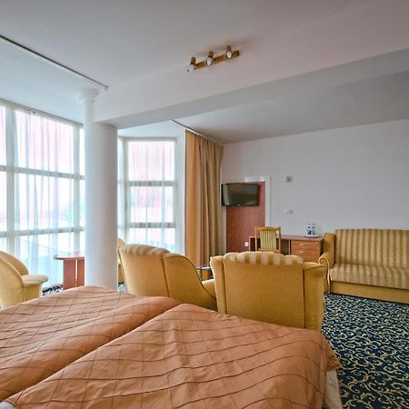 Hotel Sezam Kraczkowa Kültér fotó